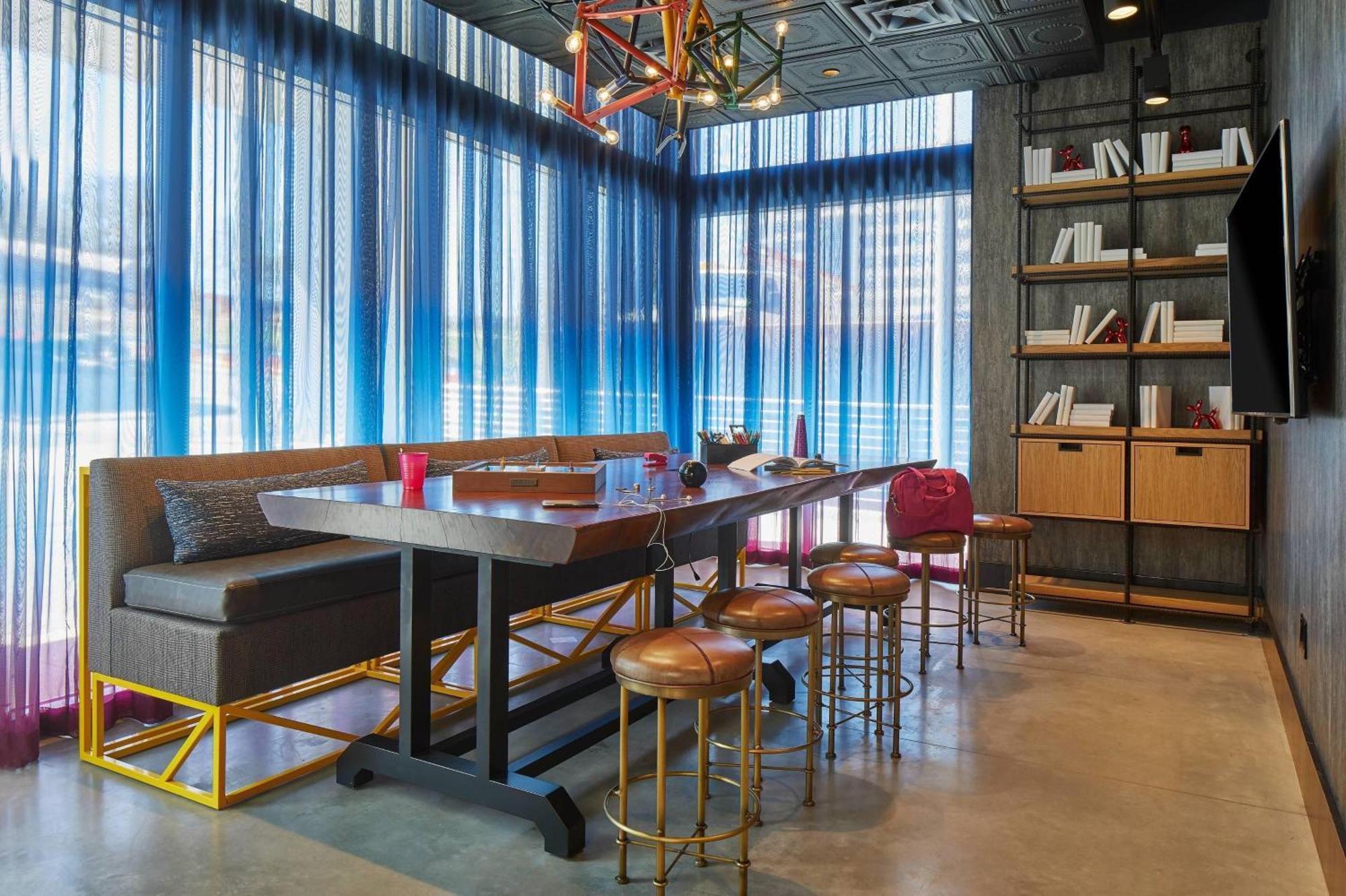 Moxy Atlanta Midtown Otel Dış mekan fotoğraf